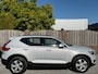 Volvo XC40 1.5 T2 Momentum P SENSOREN LICHTMETALEN VELGEN CLIMA CARPLAY