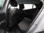 Peugeot e-2008 EV Active Pack 50 kWh | Automaat | Hoge Instap | Navigatie | Airco | Apple Carplay / Android Auto