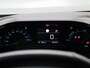 Peugeot e-2008 EV Active Pack 50 kWh | Automaat | Hoge Instap | Navigatie | Airco | Apple Carplay / Android Auto