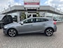 Volvo V40 Volvo 2.0 D2 R-Design Automaat | Uniek lage km-stand | Navi | Climate | LED