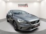 Volvo V40 Volvo 2.0 D2 R-Design Automaat | Uniek lage km-stand | Navi | Climate | LED