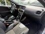 Volvo V40 Volvo 2.0 D2 R-Design Automaat | Uniek lage km-stand | Navi | Climate | LED