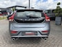 Volvo V40 Volvo 2.0 D2 R-Design Automaat | Uniek lage km-stand | Navi | Climate | LED
