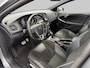 Volvo V40 Volvo 2.0 D2 R-Design Automaat | Uniek lage km-stand | Navi | Climate | LED