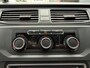 Volkswagen Caddy 2.0 TDI L1H1 Business (Trekhaak - Lichtmetalen velgen - Airco - Zijschuifdeur - Houten vloer - Lat om Lat - Ramen in achterdeur - Cruise Controle)
