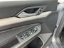 Volkswagen Golf 1.0 eTSI Life / Virtual cockpit / Led / Navigatie / Adaptive Cruise