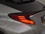Toyota C-HR / C-HR+ 1.8 Hybrid Bi Tone | lage km-stand | PDC | Navigatie | BLIS |