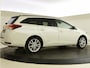 Toyota Auris Touring Sports 1.8 Hybrid Black Edition | Navigatie | All Season | Keyless
