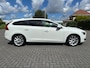 Volvo V60 2.0 T3 Nordic+ | Cruise control | Climate control | Stoel verwarming |