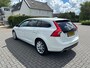 Volvo V60 2.0 T3 Nordic+ | Cruise control | Climate control | Stoel verwarming |