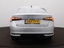 Skoda Octavia First Edition 1.5 TSI m-HEV 85 kW / 115 PK Hatchba Automaat - Navigatie - Clima - 17 Inch - Camera