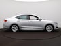 Skoda Octavia First Edition 1.5 TSI m-HEV 85 kW / 115 PK Hatchba Automaat - Navigatie - Clima - 17 Inch - Camera