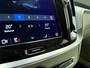 Volvo V60 B4 198PK Automaat Plus Dark / Standkachel / Stoel/- stuurverwarming / Keyles entry / Trekhaak / Camera /