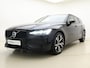 Volvo V60 B4 198PK Automaat Plus Dark / Standkachel / Stoel/- stuurverwarming / Keyles entry / Trekhaak / Camera /