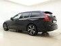 Volvo V60 B4 198PK Automaat Plus Dark / Standkachel / Stoel/- stuurverwarming / Keyles entry / Trekhaak / Camera /