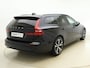 Volvo V60 B4 198PK Automaat Plus Dark / Standkachel / Stoel/- stuurverwarming / Keyles entry / Trekhaak / Camera /