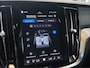 Volvo S60 2.0 Recharge T6 AWD Plus Dark | Schuifdak | Trekhaak | Memory | Pilot Assist | 20" Velgen