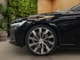 Volvo S60 2.0 Recharge T6 AWD Plus Dark | Schuifdak | Trekhaak | Memory | Pilot Assist | 20" Velgen