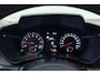 Suzuki Swift 1.2 Style Smart Hybrid | Parkeersensoren | Cruise control | Navigatie | Climate control | Achteruitrijcamera | Stoelverwarming