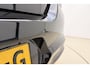 Suzuki Swift 1.2 Style Smart Hybrid | Parkeersensoren | Cruise control | Navigatie | Climate control | Achteruitrijcamera | Stoelverwarming