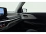 Suzuki Swift 1.2 Style Smart Hybrid | Parkeersensoren | Cruise control | Navigatie | Climate control | Achteruitrijcamera | Stoelverwarming