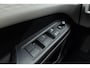 Suzuki Swift 1.2 Style Smart Hybrid | Parkeersensoren | Achteruitrijcamera | Navigatie | Cruise control | Climate control | Stoelverwarming