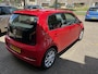 Volkswagen Up! 1.0 BMT up! beats / Airco/ Bluetooth/ Stoelverwarming/ Elektrisch ramen/ LED/ LMV