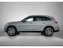 Mercedes-Benz GLC 300e 4MATIC Business Solution AMG | Advanced plus pakket | Nightpakket | Middenconsole metaalstructuur | Trekhaak | 19” vijfspaaks lichtmetalen AMG-velgen | URBAN GUARD Plus | Warmtewerend, donkergetint glas |