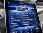 Mercedes-Benz GLC 300e 4MATIC Business Solution AMG | Advanced plus pakket | Nightpakket | Middenconsole metaalstructuur | Trekhaak | 19” vijfspaaks lichtmetalen AMG-velgen | URBAN GUARD Plus | Warmtewerend, donkergetint glas |