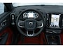 Volvo XC40 2.0 T5 AWD R-Design | Trekhaak | Harman Kardon Audio | Panoramadak | 360 Graden Camera | Apple Carplay | Android Auto | Elektrisch Verstelbare Voorstoelen | Stoelverwarming Voor en Achter | Keyless Entry | Elektrische Achterklep | BLIS | Parkeerverwarming