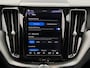 Volvo XC60 2.0 T8 Pano | Trekhaak | Pilot Assist | Carplay | Long Range | Camera | Elektrische stoelen | Plug-in hybrid | Facelift
