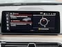 BMW 5-Serie 530e xDrive Luxury Line Touring / 90% SOH / 2.000 kg Trekgewicht / Elektrische Trekhaak Dealer onderhouden / EAER 52 km / Elektrische stoelen & klep / Stuur- en stoelverwarming / Apple Carplay Android / 18" LM wielen & All Season banden / Safety Pack /