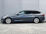 BMW 5-Serie 530e xDrive Luxury Line / Dealer onderhouden / Accu SoH 90 % / EAER 52 km / 2.000 kg Elektrische trekhaak / Elektrische stoelen & klep / Stuur- en stoelverwarming / Apple Carplay Android / 18" LM wielen & All Season banden /