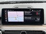 BMW 5-Serie 530e xDrive Luxury Line Touring / 90% SOH / 2.000 kg Trekgewicht / Elektrische Trekhaak Dealer onderhouden / EAER 52 km / Elektrische stoelen & klep / Stuur- en stoelverwarming / Apple Carplay Android / 18" LM wielen & All Season banden / Safety Pack /