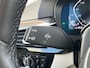 BMW 5-Serie 530e xDrive Luxury Line Touring / 90% SOH / 2.000 kg Trekgewicht / Elektrische Trekhaak Dealer onderhouden / EAER 52 km / Elektrische stoelen & klep / Stuur- en stoelverwarming / Apple Carplay Android / 18" LM wielen & All Season banden / Safety Pack /