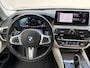 BMW 5-Serie 530e xDrive Luxury Line Touring / 90% SOH / 2.000 kg Trekgewicht / Elektrische Trekhaak Dealer onderhouden / EAER 52 km / Elektrische stoelen & klep / Stuur- en stoelverwarming / Apple Carplay Android / 18" LM wielen & All Season banden / Safety Pack /