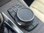 BMW 5-Serie 530e xDrive Luxury Line / 90% SOH / 2.000 kg Trekgewicht / Elektrische Trekhaak Dealer onderhouden / EAER 52 km / Elektrische stoelen & klep / Stuur- en stoelverwarming / Apple Carplay Android / 18" LM wielen & All Season banden / Safety Pack /