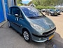 Peugeot 1007 1.6-16V Gentry