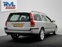 Volvo V70 2.4 T Comfort Line | Origineel Nederlands | Trekhaak | Leder | Airco | Cruise-control |
