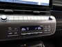 Hyundai Kona 1.6 GDI HEV Premium Sky | Adaptieve Cruise | Stoelverwarming/verkoeling | Apple Carplay/Android Auto | Climate Control | Leren bekleding | Keyless | DAB | ACTIEPRIJS, VRAAG NAAR DE VOORWAARDEN |