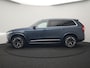 Volvo XC90 T8 Recharge AWD Ultimate Bright 7 Persoons LONG RANGE PHEV 455pk Dealer O.H. | Trekhaak Af Fabriek | Panodak | Head Up | Adaptive Cruise | 360 Camera | Bowers & Wilkins | Lederen Sportstoelen Massage & Memory & Ventilatie | Google Assistent | Stoelen & Stuur Verwarmd | Keyless | Blis | Plug In Hybrid |