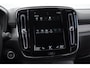 Volvo XC40 T4 211PK Automaat Recharge R-Design / Trekhaak / Stoel - en stuurwielverwarming / Parkeersensoren met camera / Elektrische achterklep / adaptieve koplampen / Apple carplay