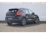 Volvo XC40 T4 211PK Automaat Recharge R-Design / Trekhaak / Stoel - en stuurwielverwarming / Parkeersensoren met camera / Elektrische achterklep / adaptieve koplampen / Apple carplay