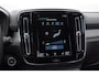 Volvo XC40 T4 211PK Automaat Recharge R-Design / Trekhaak / Stoel - en stuurwielverwarming / Parkeersensoren met camera / Elektrische achterklep / adaptieve koplampen / Apple carplay