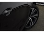 Volvo XC40 T4 211PK Automaat Recharge R-Design / Trekhaak / Stoel - en stuurwielverwarming / Parkeersensoren met camera / Elektrische achterklep / adaptieve koplampen / Apple carplay