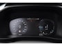 Volvo XC40 T4 211PK Automaat Recharge R-Design / Trekhaak / Stoel - en stuurwielverwarming / Parkeersensoren met camera / Elektrische achterklep / adaptieve koplampen / Apple carplay