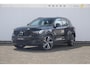 Volvo XC40 T4 211PK Automaat Recharge R-Design / Trekhaak / Stoel - en stuurwielverwarming / Parkeersensoren met camera / Elektrische achterklep / adaptieve koplampen / Apple carplay