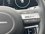 Hyundai Tucson 1.6 T-GDI PHEV Pure Edition | Uit voorraad leverbaar! | Stoel en stuur verwarming | Navigatie| Zwarte 17 inch lichtmetalen wielen | Apple carplay | Android auto