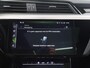 Audi e-tron Sportback 55 quattro S edition 95 kWh | SOH 95% | Schuif/kantel dak | Sportstoelen | Ele. verstalbare stoelen + memory | Virtual Cockpit | Navigatie | 360 Camera | DAB | Stoelverwarming | Adaptieve Cruise Control | Ele. kofferdeksel | B&O Audio |