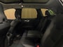 Volvo XC60 T6 AWD Recharge Plus Dark | Harman Kardon | All Season banden | Adaptieve Cruise Control | Stoelverwarming voor+achter | Stuurwielverwarming | Standkachel met Volvo On Call App | Full LED Meesturende koplampen | Pilot Assist | Elektrische voorstoelen geheugen | Lederen bekleding | Zitting verlenging voorstoelen | Schuifdak | Parkeercamera | Google Infotainment | Keyless Drive | Parkeersensoren voor+achter | Privacy Glass | DAB Radio | Apple Carplay/Android Auto | Draadloos telefoon opladen | Volvo On Call met mobiele App functie | Platinum Grey Metallic |